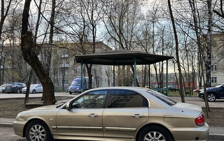 Hyundai Sonata IV рестайлинг, 2005 год, 200 000 рублей, 4 фотография