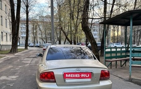 Hyundai Sonata IV рестайлинг, 2005 год, 200 000 рублей, 3 фотография