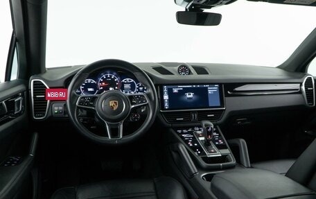 Porsche Cayenne III, 2020 год, 8 023 444 рублей, 6 фотография