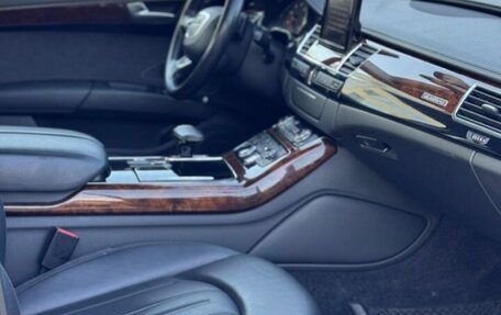 Audi A8, 2012 год, 1 950 000 рублей, 12 фотография