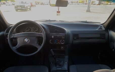 BMW 3 серия, 1993 год, 430 000 рублей, 12 фотография