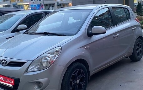 Hyundai i20 IB рестайлинг, 2010 год, 480 000 рублей, 2 фотография