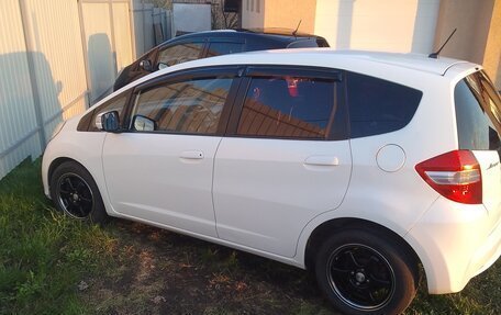 Honda Jazz II рестайлинг, 2012 год, 850 000 рублей, 3 фотография