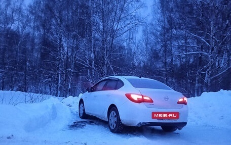 Opel Astra J, 2012 год, 460 000 рублей, 3 фотография