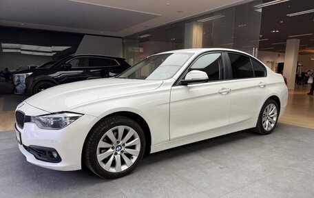 BMW 3 серия, 2017 год, 1 990 000 рублей, 7 фотография