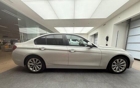 BMW 3 серия, 2017 год, 1 990 000 рублей, 11 фотография
