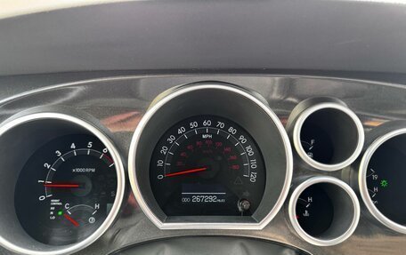 Toyota Sequoia II рестайлинг, 2008 год, 3 500 000 рублей, 18 фотография