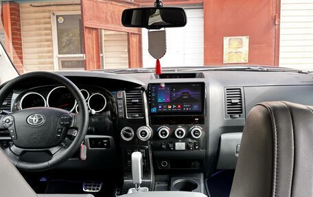 Toyota Sequoia II рестайлинг, 2008 год, 3 500 000 рублей, 22 фотография