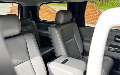 Toyota Sequoia II рестайлинг, 2008 год, 3 500 000 рублей, 28 фотография