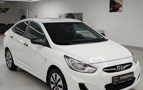 Hyundai Solaris II рестайлинг, 2013 год, 745 000 рублей, 3 фотография