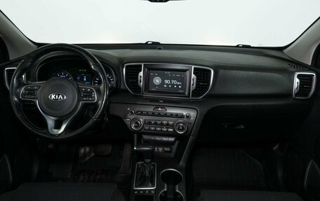 KIA Sportage IV рестайлинг, 2018 год, 2 205 000 рублей, 7 фотография