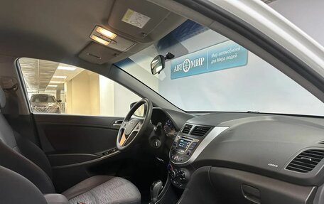 Hyundai Solaris II рестайлинг, 2015 год, 1 099 000 рублей, 17 фотография
