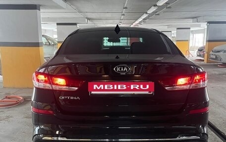KIA Optima IV, 2019 год, 1 900 000 рублей, 12 фотография