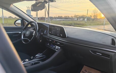 Hyundai Sonata VIII, 2020 год, 2 370 000 рублей, 3 фотография