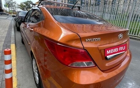 Hyundai Solaris II рестайлинг, 2015 год, 1 030 000 рублей, 6 фотография