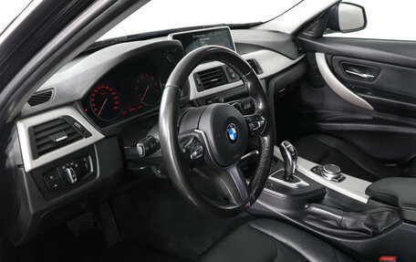 BMW 3 серия, 2015 год, 1 649 000 рублей, 12 фотография