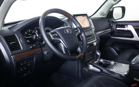Toyota Land Cruiser 200, 2015 год, 5 185 000 рублей, 16 фотография