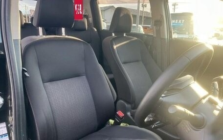 Toyota Sienta II, 2022 год, 1 130 000 рублей, 10 фотография