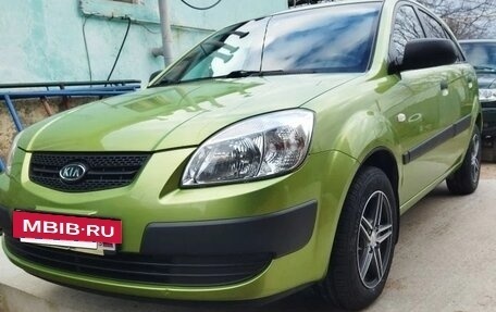 KIA Rio II, 2007 год, 550 000 рублей, 2 фотография