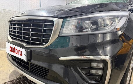 KIA Carnival III, 2019 год, 1 600 000 рублей, 5 фотография