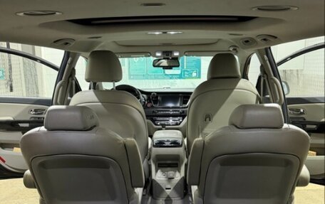 KIA Carnival III, 2019 год, 1 600 000 рублей, 7 фотография
