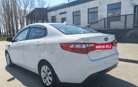 KIA Rio III рестайлинг, 2014 год, 845 000 рублей, 7 фотография