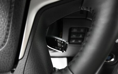 Toyota Land Cruiser Prado 150 рестайлинг 2, 2020 год, 5 695 000 рублей, 23 фотография