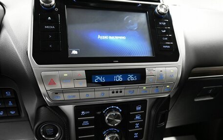 Toyota Land Cruiser Prado 150 рестайлинг 2, 2020 год, 5 695 000 рублей, 18 фотография