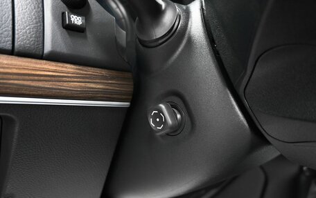 Toyota Land Cruiser Prado 150 рестайлинг 2, 2020 год, 5 695 000 рублей, 24 фотография