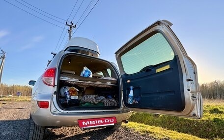 Toyota RAV4, 2007 год, 1 299 000 рублей, 19 фотография