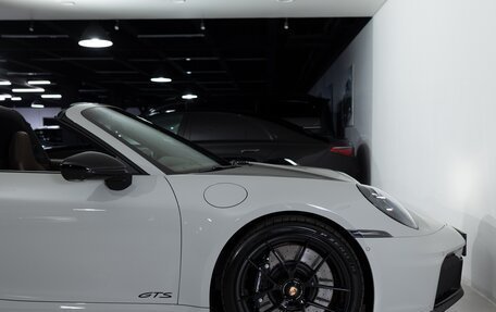 Porsche 911, 2025 год, 29 890 000 рублей, 40 фотография