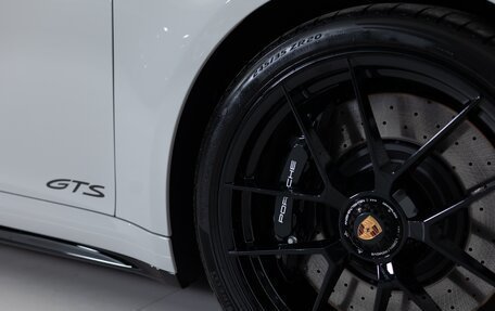 Porsche 911, 2025 год, 29 890 000 рублей, 39 фотография