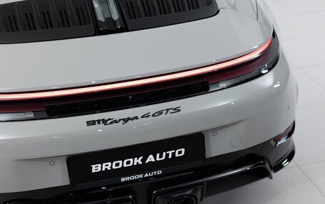 Porsche 911, 2025 год, 29 890 000 рублей, 37 фотография