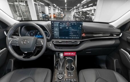 Toyota Highlander, 2026 год, 5 750 000 рублей, 8 фотография