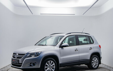 Volkswagen Tiguan I, 2011 год, 880 000 рублей, 1 фотография