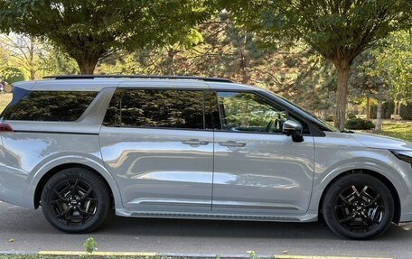KIA Carnival, 2024 год, 6 300 000 рублей, 5 фотография