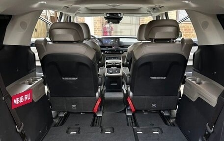 KIA Carnival, 2024 год, 6 300 000 рублей, 17 фотография