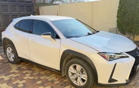Lexus UX I, 2019 год, 2 700 000 рублей, 3 фотография