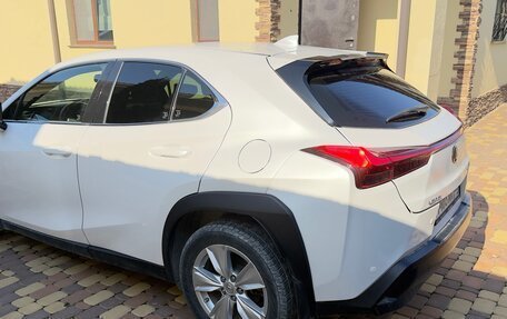 Lexus UX I, 2019 год, 2 700 000 рублей, 4 фотография