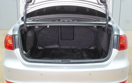 Volkswagen Jetta VI, 2013 год, 1 049 000 рублей, 18 фотография