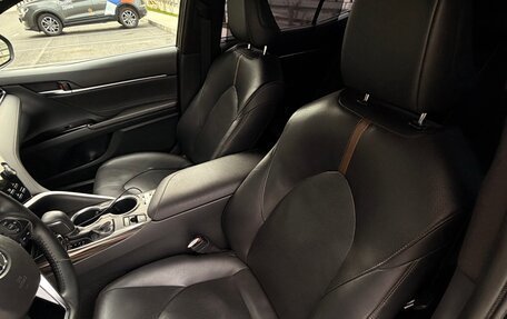Toyota Camry, 2019 год, 2 890 000 рублей, 16 фотография