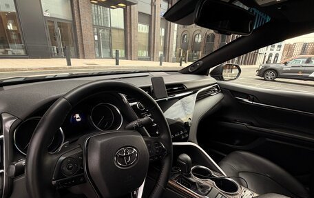 Toyota Camry, 2019 год, 2 890 000 рублей, 17 фотография