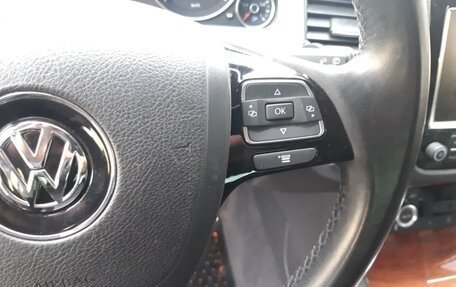 Volkswagen Touareg III, 2011 год, 2 499 000 рублей, 28 фотография