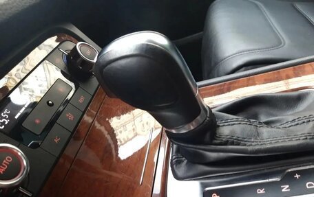 Volkswagen Touareg III, 2011 год, 2 499 000 рублей, 29 фотография
