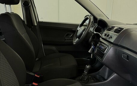 Skoda Fabia II, 2014 год, 875 000 рублей, 10 фотография