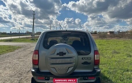 Chevrolet Niva I рестайлинг, 2006 год, 315 000 рублей, 5 фотография