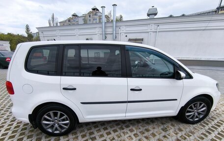 Volkswagen Touran III, 2012 год, 1 199 000 рублей, 8 фотография