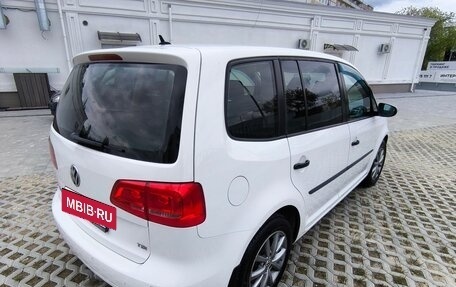 Volkswagen Touran III, 2012 год, 1 199 000 рублей, 7 фотография
