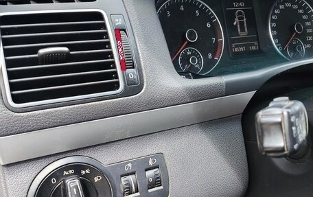 Volkswagen Touran III, 2012 год, 1 199 000 рублей, 18 фотография