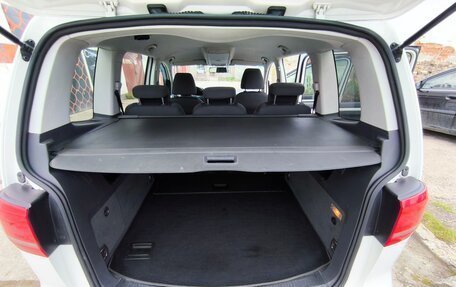 Volkswagen Touran III, 2012 год, 1 199 000 рублей, 32 фотография